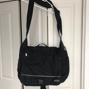 Columbia Messenger Bag